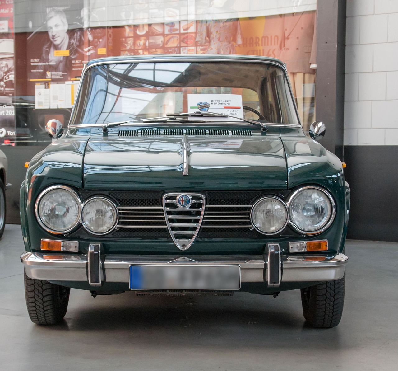 2024新澳門正版免費(fèi)資木車,完善實(shí)施計(jì)劃,懷舊版704.383