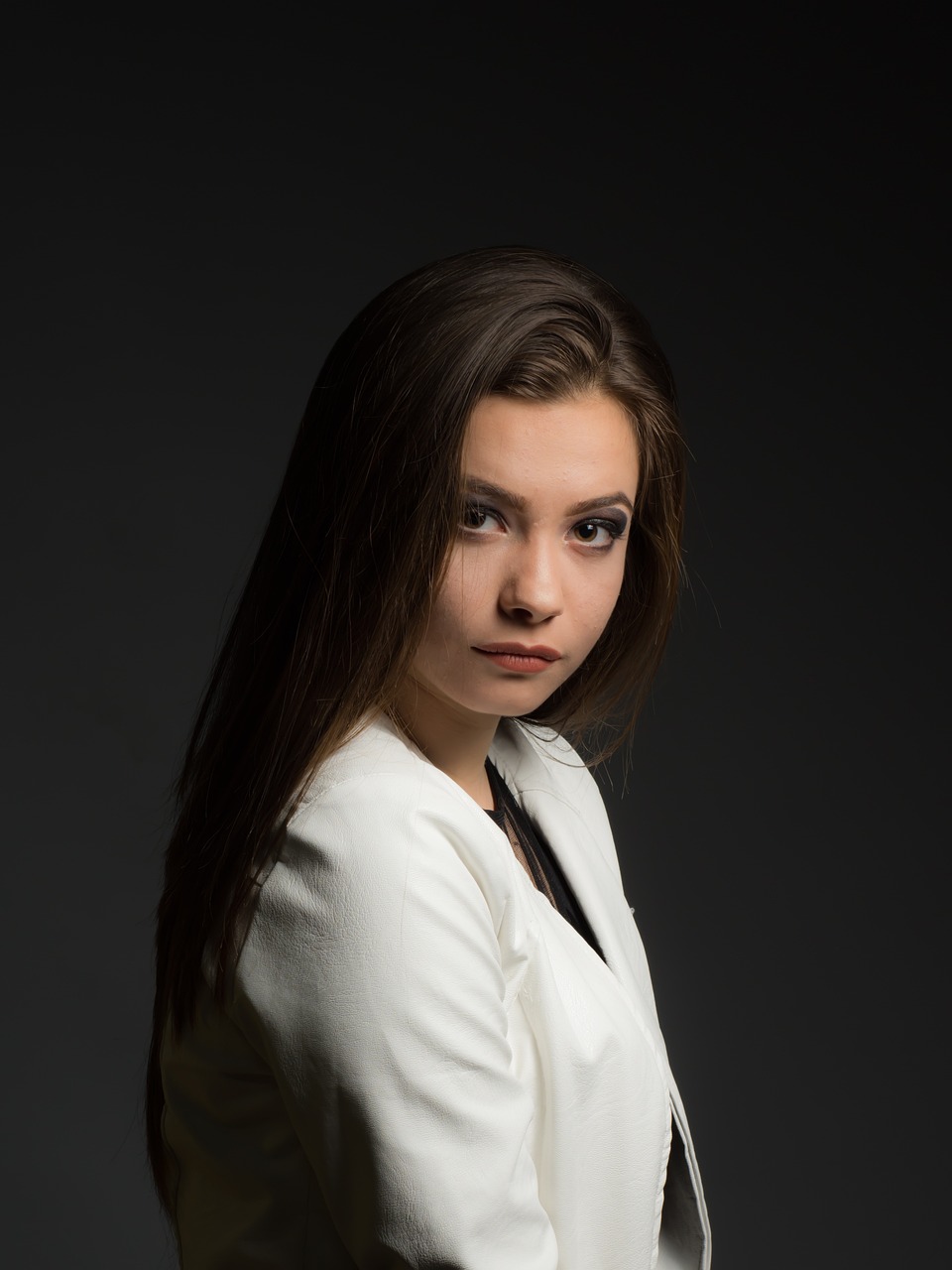 探索時尚變遷下的女性魅力,2017最新中短發型女發型解析