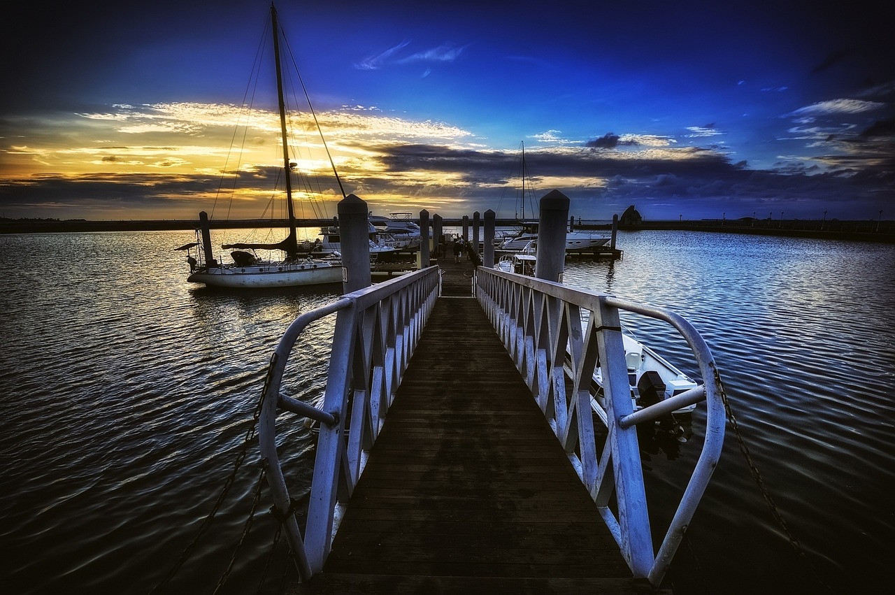 比賽帆船價(jià)格詳解,深入了解與選擇指南