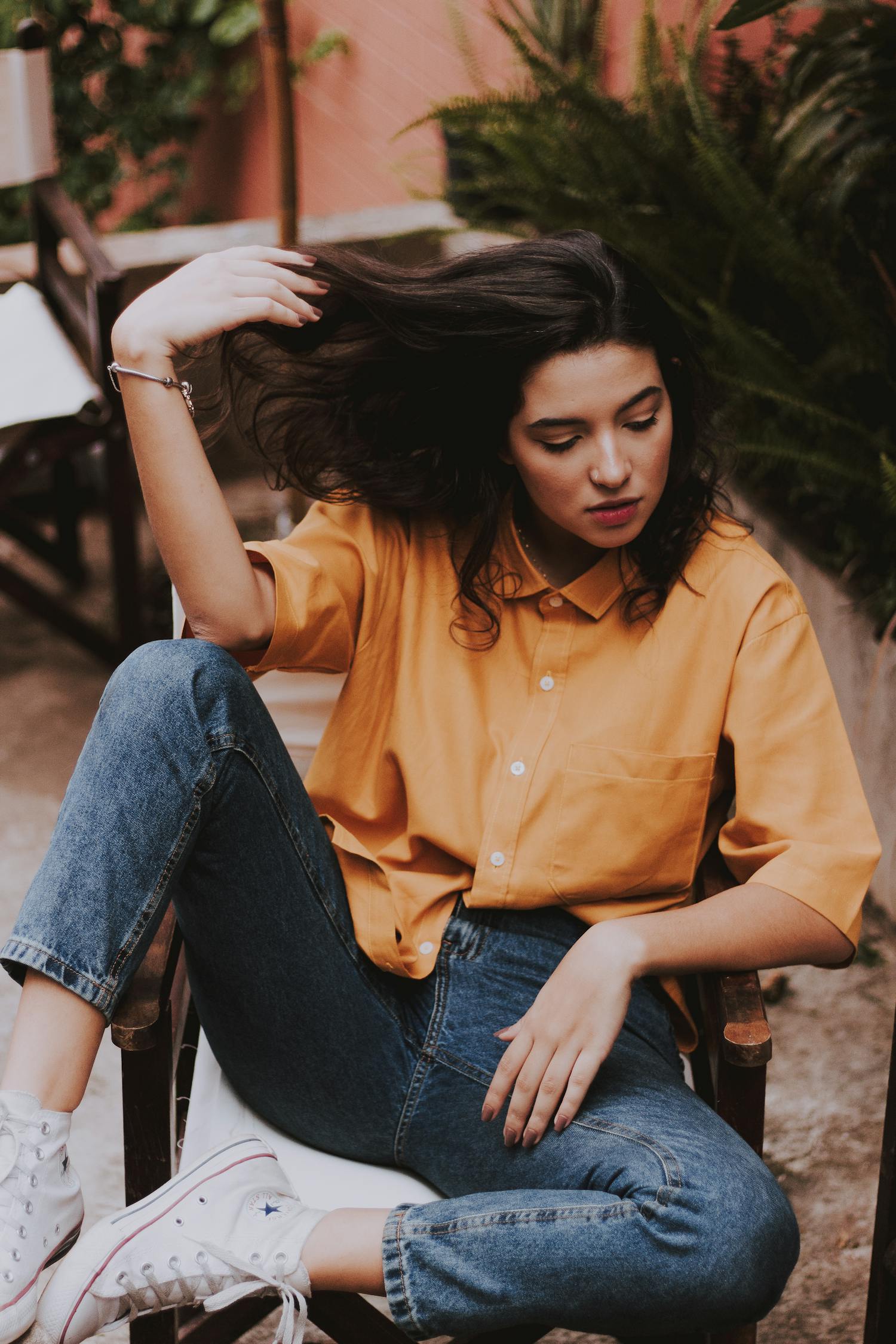 凸嘴男明星的獨特面容魅力與個性風采展現(xiàn)