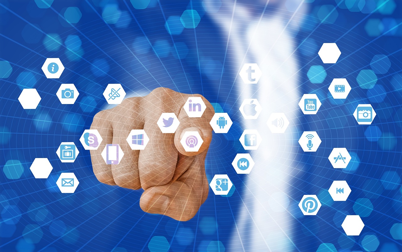 IBM上市，技術巨頭開啟資本市場之旅