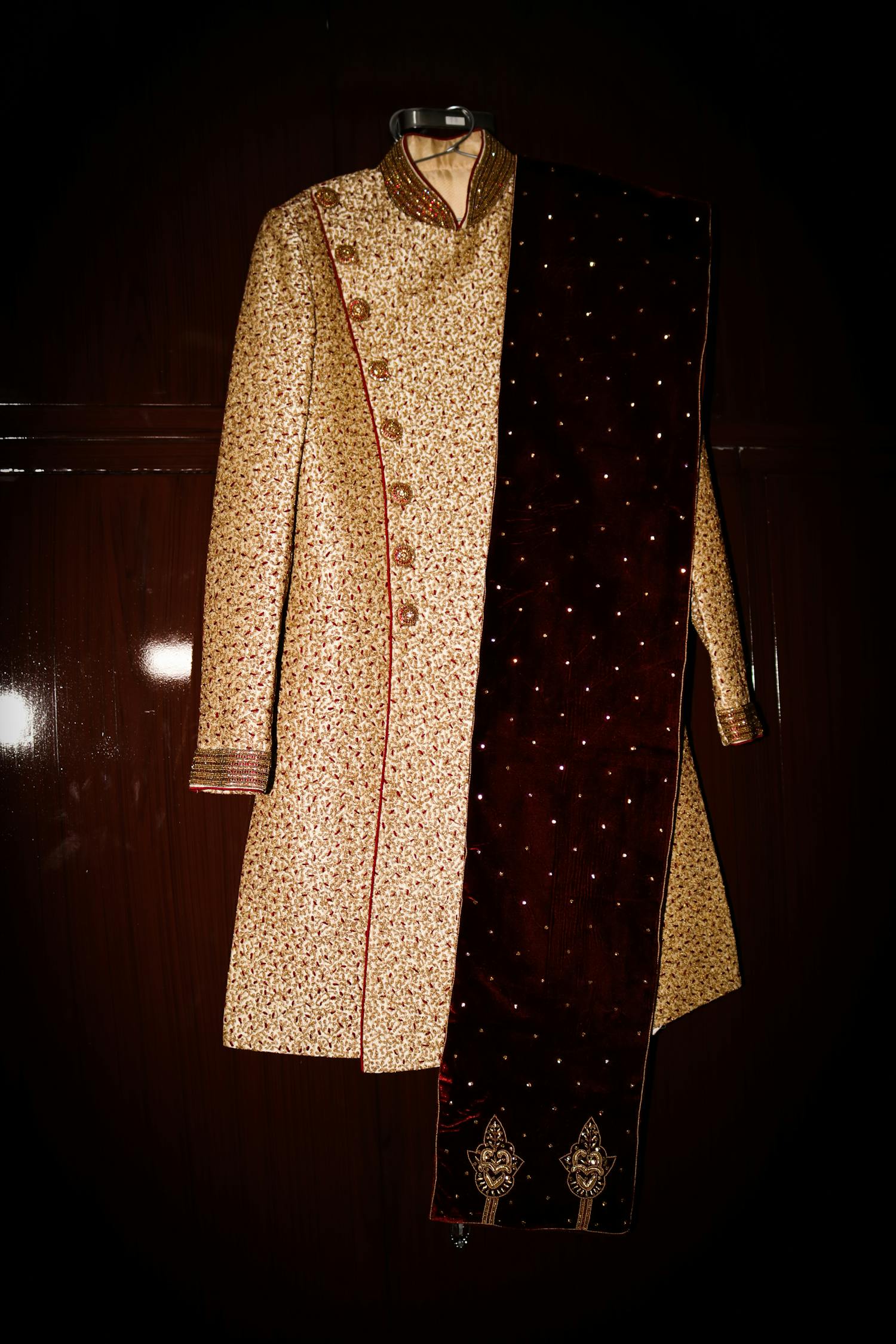 最新和平系列套裝,時尚與和平的完美結合