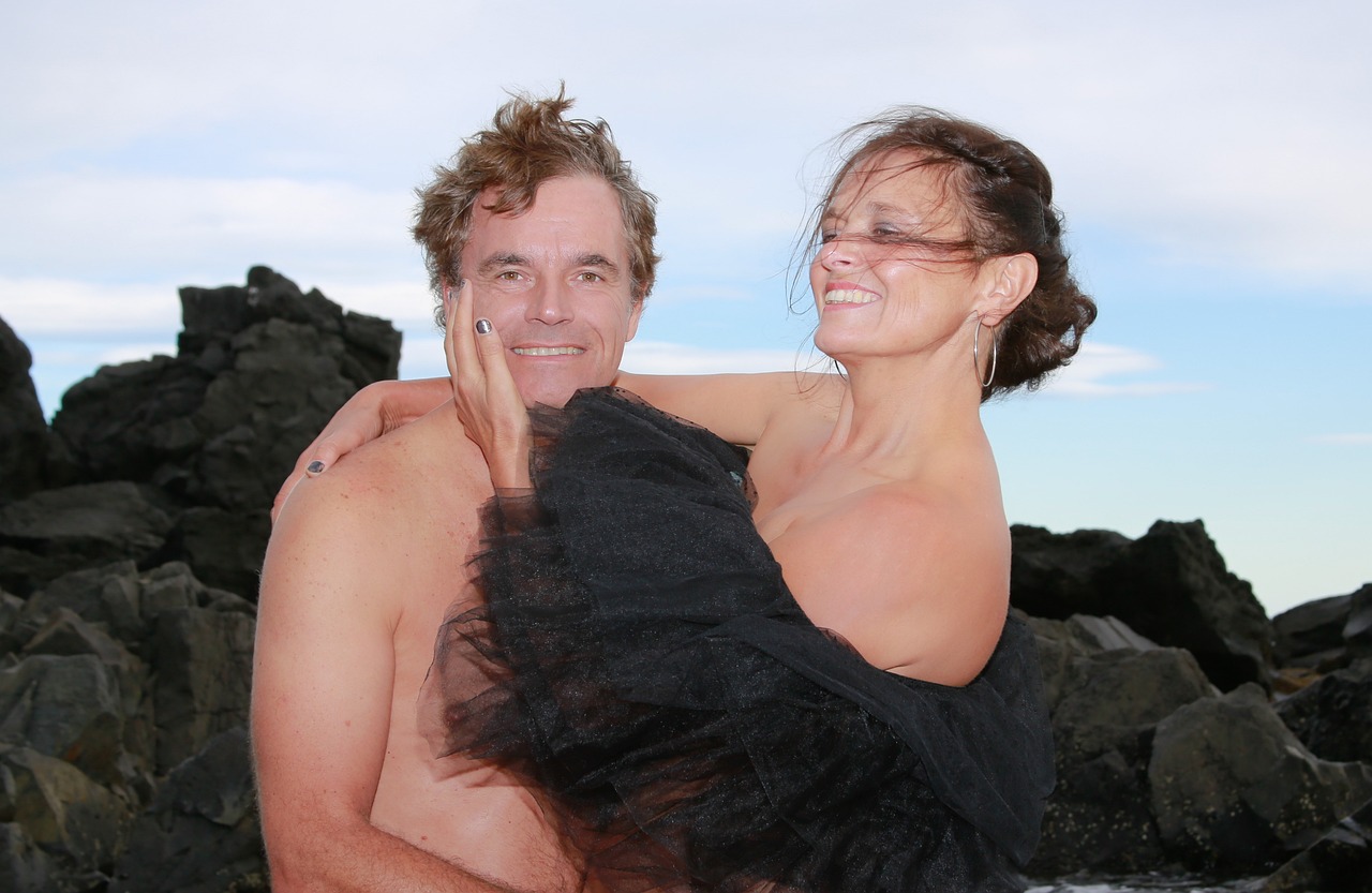 中國明星演繹吻戲的獨特方式，浪漫與情感的碰撞