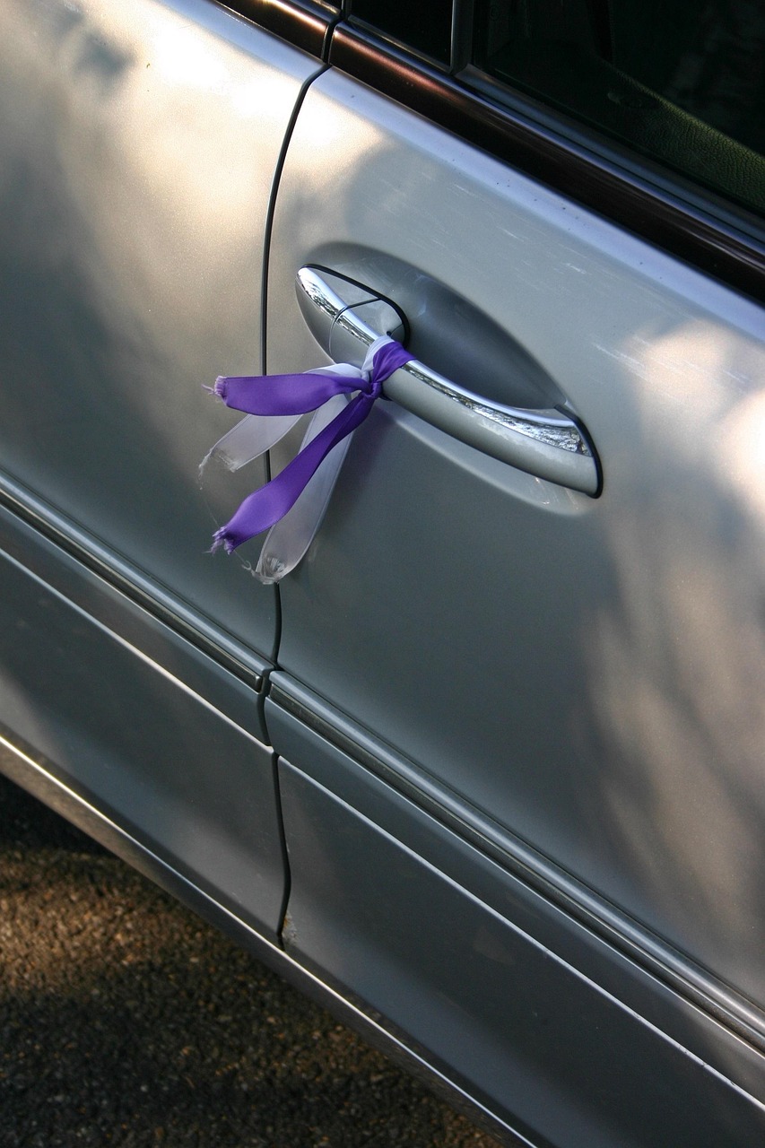 婚慶租車價格大全,打造完美婚禮的必備租車指南